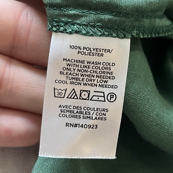 LOFT Dark Emerald Green Silky Shirt Blouse Size L Ruffle Neck Victorian Work - Picture 8 of 9